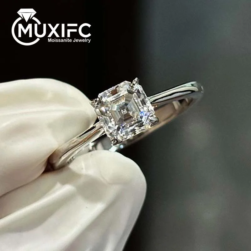 1 CT Asscher Cut Moissanite Ring Women S925 Sterling Silver Wedding Finger Band D Color Lab Diamond Engagement Rings Certificate
1 CT Asscher Cut Moissanite Ring Women S925 Sterling Silver Wedding Finger Band D Color Lab Diamond Engagement Rings Certificate