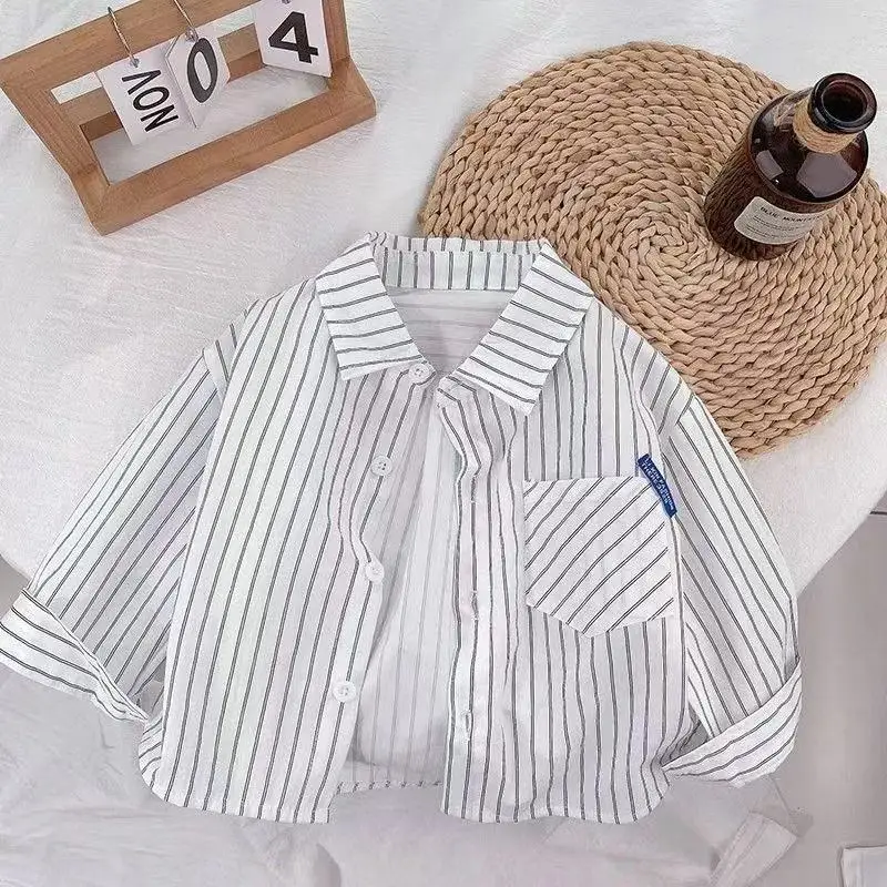 Boys' Shirt 2025 Spring/Summer New Product Children's Vertical Striped Sunscreen Coat Korean Edition Long Sleeve Student Top
Boys' Shirt 2025 Spring/Summer New Product Children's Vertical Striped Sunscreen Coat Korean Edition Long Sleeve Student Top