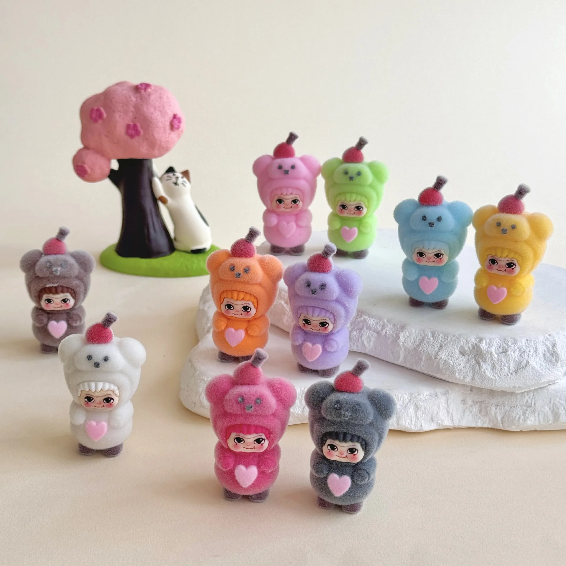 10pcs cute cartoon figurines for desktop car decoration, DIY cute dolls, creative gifts, suitable for both men and women.
10pcs cute cartoon figurines for desktop car decoration, DIY cute dolls, creative gifts, suitable for both men and women.
