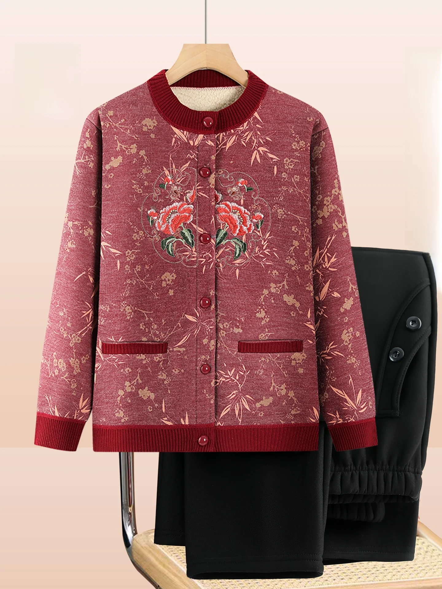 Теплый кардиган Thiened Fce для женщин среднего возраста и пожилых женщин, осенняя и зимняя теплая одежда для мам
Теплый кардиган Thiened Fce для женщин среднего возраста и пожилых женщин, осенняя и зимняя теплая одежда для мам