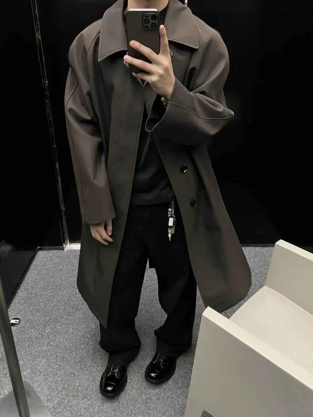 Lemair wool-blend shoulder sleeves heavy woolen trench coat
Lemair wool-blend shoulder sleeves heavy woolen trench coat