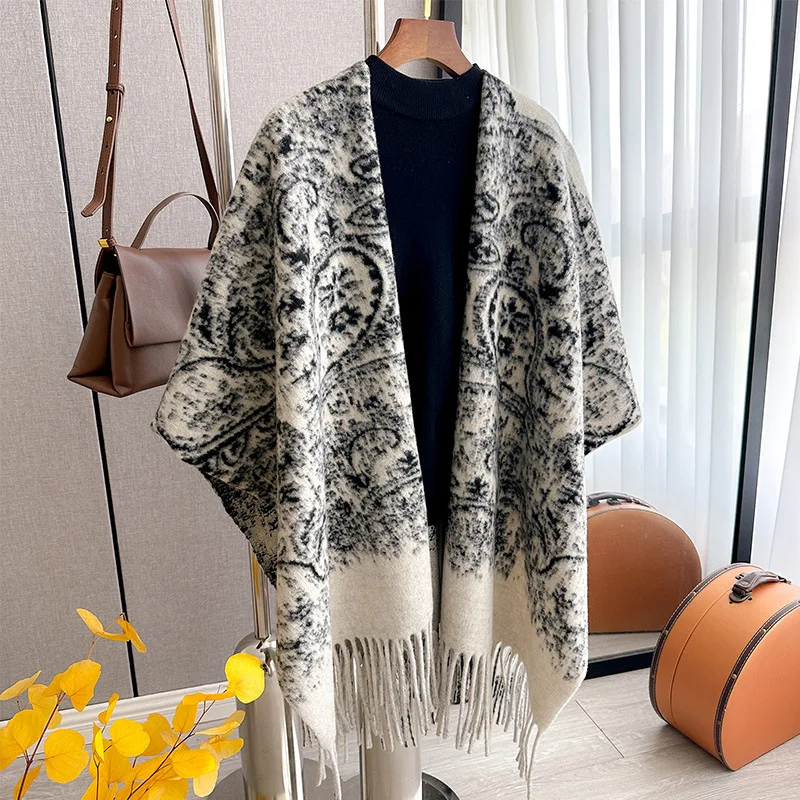 Korean Imitation Cashmere Air Conditioning Cape Women 2024 Design Warm Pashmina Blanket Female Shawl Wraps Thick Foulard Bufanda
Korean Imitation Cashmere Air Conditioning Cape Women 2024 Design Warm Pashmina Blanket Female Shawl Wraps Thick Foulard Bufanda