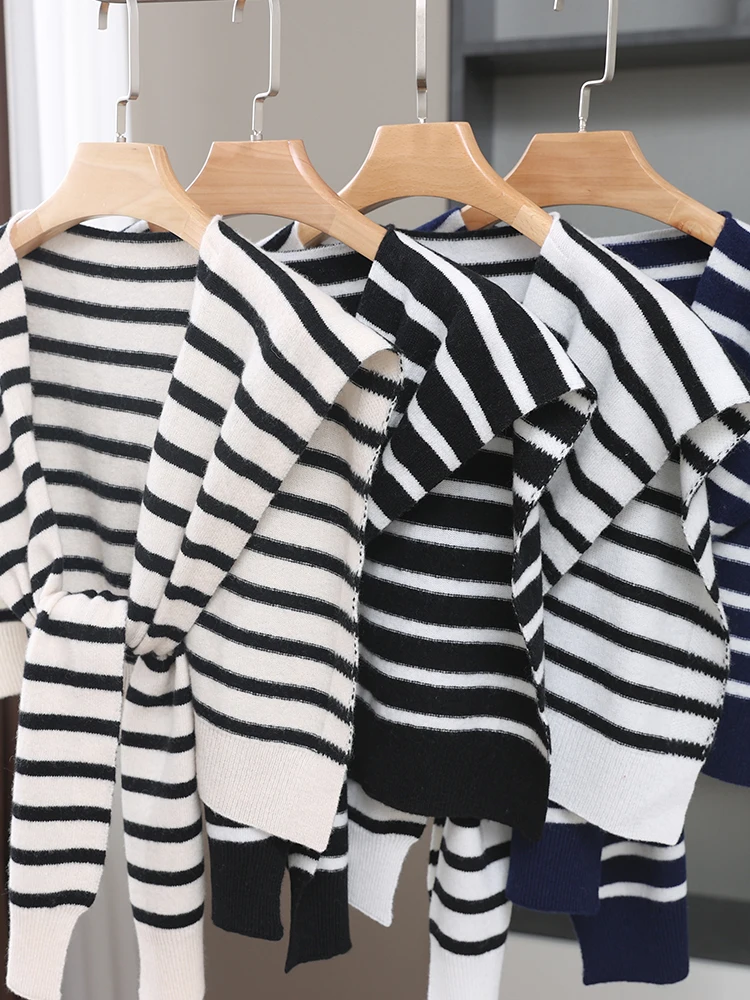 2026 New Knitted Shoulder Wrap Women's Outerwear Summer Thin Stripe Small Cardigan Air Conditioned Room Neck Support Scarf Du...
2026 New Knitted Shoulder Wrap Women's Outerwear Summer Thin Stripe Small Cardigan Air Conditioned Room Neck Support Scarf Du...