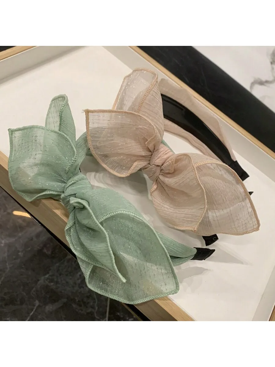 Elegant Korean Style Bowknot Headband With Teeth Anti-Skid Wide Hair Band For Women
Elegant Korean Style Bowknot Headband With Teeth Anti-Skid Wide Hair Band For Women