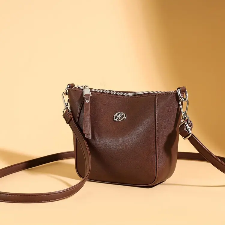 Pearl Ornament Mini Bag Elegant Sweet Style Fashion Handbag For Girls Daily Matching And Small Travel
Pearl Ornament Mini Bag Elegant Sweet Style Fashion Handbag For Girls Daily Matching And Small Travel