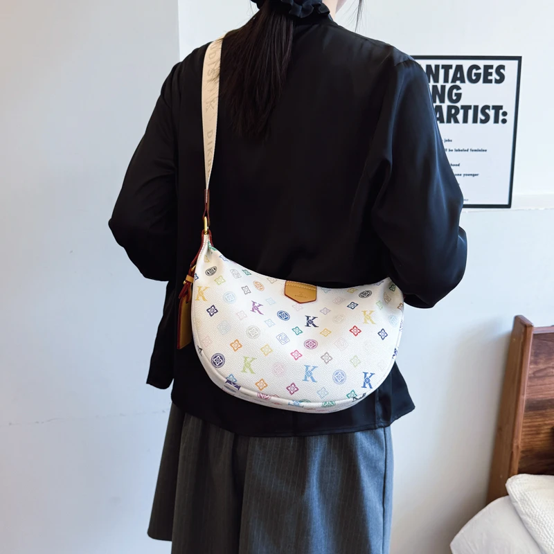 High-End Luxury Designer Tote Bag Elegant With Paris Fashion Letter Logo And Solid Color Women Casual
High-End Luxury Designer Tote Bag Elegant With Paris Fashion Letter Logo And Solid Color Women Casual