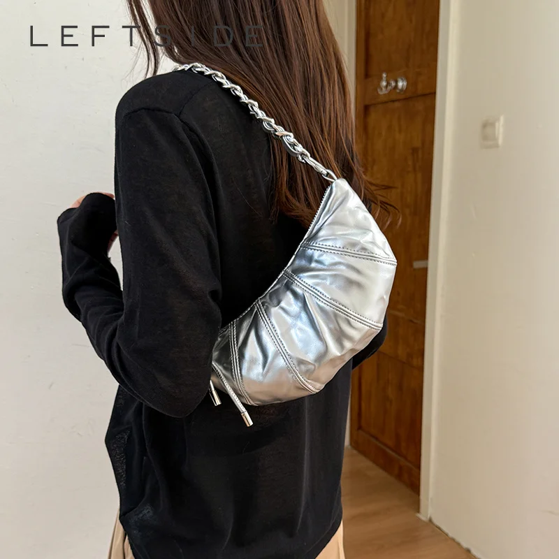 Women Small PU Leather Underarm Shoulder Bag Chain Crossbody Bags 2026 New Trend Female Luxury Handbags and Purses
Women Small PU Leather Underarm Shoulder Bag Chain Crossbody Bags 2026 New Trend Female Luxury Handbags and Purses