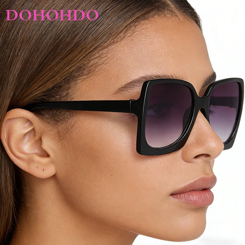 Retro Luxury Brand Design Oversize Square Frame Women Sunglasses Outdoor Drive Sunglass Men Travel Trending Shades Female UV400
Retro Luxury Brand Design Oversize Square Frame Women Sunglasses Outdoor Drive Sunglass Men Travel Trending Shades Female UV400