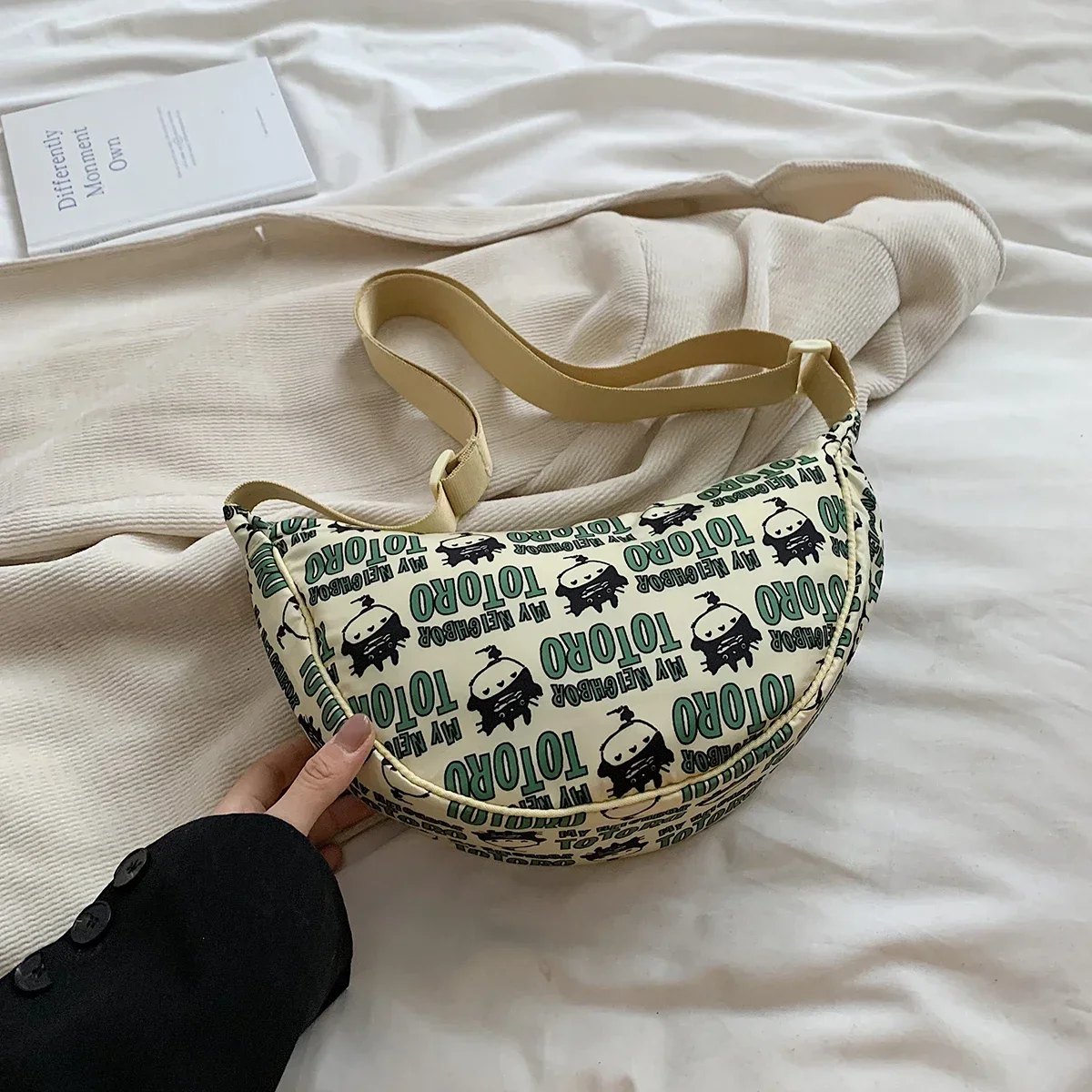 2025 Spring New! Original Design Women's Crossbody Bag - Spacious Interior, Fashion Niche Style, Ideal for Daily & Outdoor Use
2025 Spring New! Original Design Women's Crossbody Bag - Spacious Interior, Fashion Niche Style, Ideal for Daily & Outdoor Use