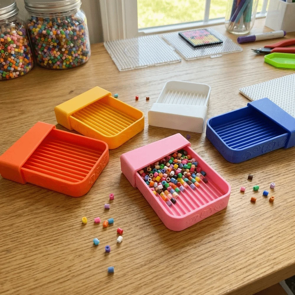 3D Printing Fuse Beads Picking Tray Efficient 2.6mm Bead Sorting Tray Handheld DIY Fuse Beads Aligner Tray Handcraft
3D Printing Fuse Beads Picking Tray Efficient 2.6mm Bead Sorting Tray Handheld DIY Fuse Beads Aligner Tray Handcraft