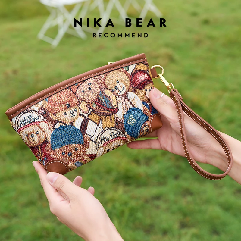 Fashion Luxury Wallet Clutch Bags Cartoon Bear Pattern Pouch Coin Purse Card Bags Phone Bag Embroidered Design Women's Handbags
Fashion Luxury Wallet Clutch Bags Cartoon Bear Pattern Pouch Coin Purse Card Bags Phone Bag Embroidered Design Women's Handbags