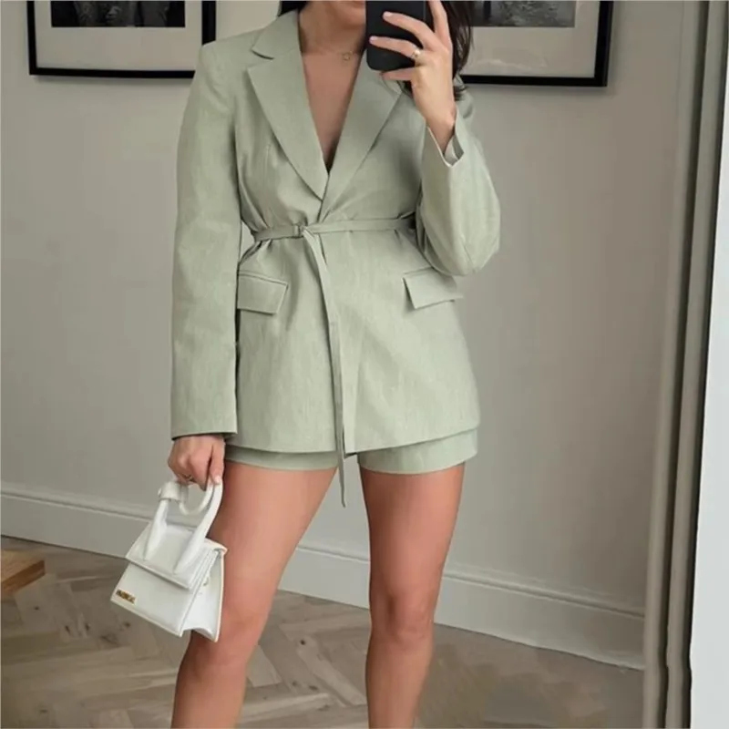 Fashion Elegant Blazer Coat Women Casual Belt Slim Waist Suit Jacket 2025 New Spring Office Lady Vintage Solid Chic Outerwear
Fashion Elegant Blazer Coat Women Casual Belt Slim Waist Suit Jacket 2025 New Spring Office Lady Vintage Solid Chic Outerwear