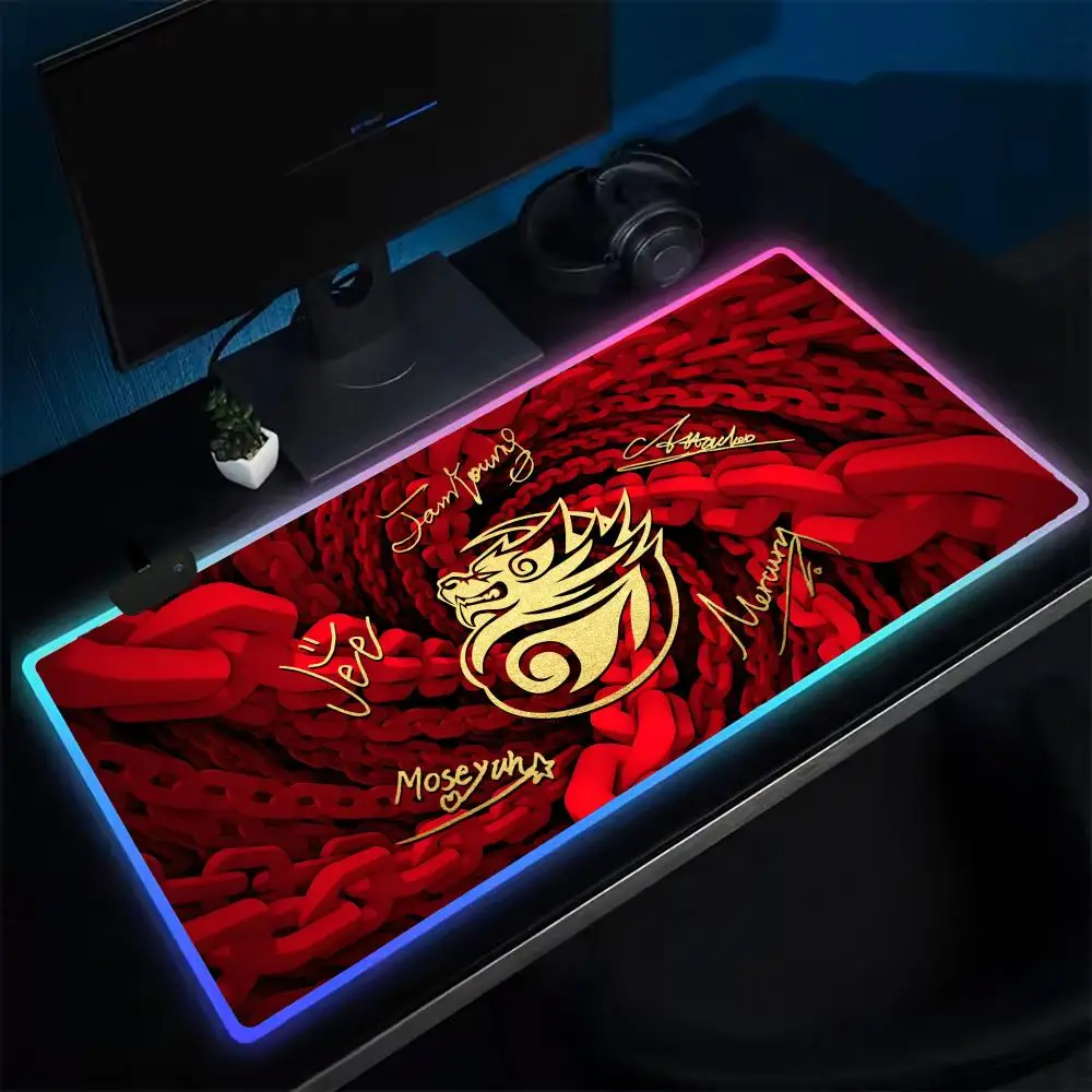 Коврик для мыши Team Tyloo, игровой коврик для мыши в стиле аниме, светодиодные настольные коврики с подсветкой, резиновые настольные коврики XXL RGB
Коврик для мыши Team Tyloo, игровой коврик для мыши в стиле аниме, светодиодные настольные коврики с подсветкой, резиновые настольные коврики XXL RGB