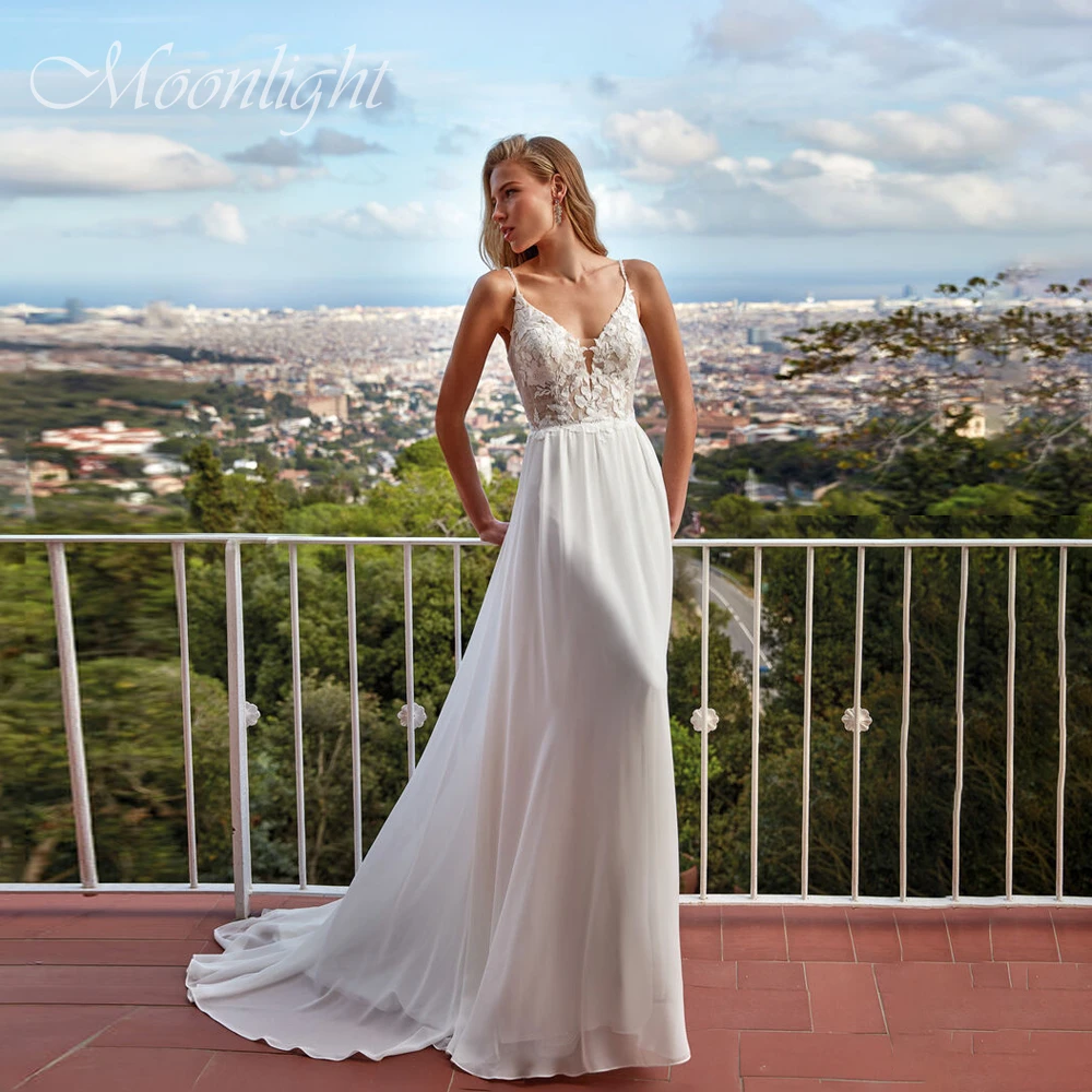 Elegant V-Neck Lace A- Line Wedding Dress Women 2026 Spaghetti Straps Backless Buttons Bridal Gown Vestidos De Novia Customized
Elegant V-Neck Lace A- Line Wedding Dress Women 2026 Spaghetti Straps Backless Buttons Bridal Gown Vestidos De Novia Customized