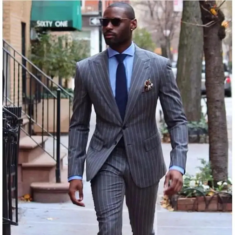 2 Piece Grey Striped Men Suits Groom Tuxedo for Wedding Two Buttons Groomsmen High-End Business Casual Male Suit (Jacket+Pants)
2 Piece Grey Striped Men Suits Groom Tuxedo for Wedding Two Buttons Groomsmen High-End Business Casual Male Suit (Jacket+Pants)