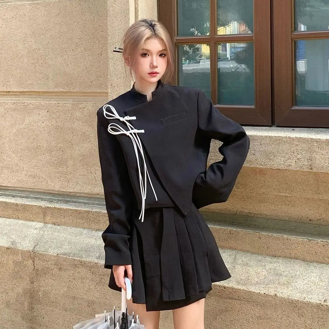 Комплект из двух предметов, весенний новый топ в китайском стиле, блейзер, одинаковые комплекты, милые наряды для девочек, плиссированная юбка с высокой талией, шикарная униформа Jk
Комплект из двух предметов, весенний новый топ в китайском стиле, блейзер, одинаковые комплекты, милые наряды для девочек, плиссированная юбка с высокой талией, шикарная униформа Jk