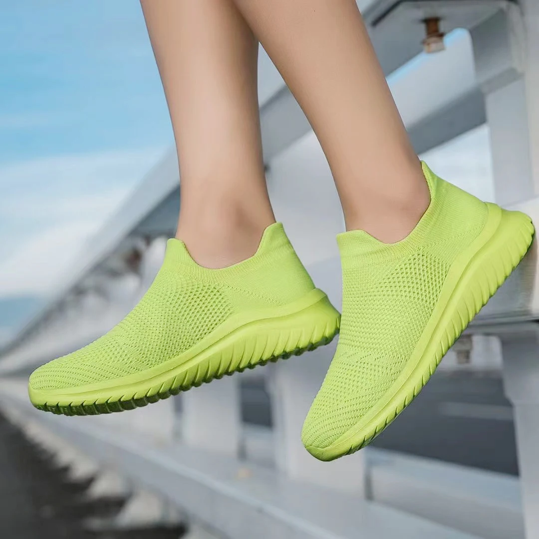 Fashion Summer Men Women's Mesh Walking Shoes Ladies Breathable Slip On Platform Shoes Couple Trainers Casual Running Sneaker
Fashion Summer Men Women's Mesh Walking Shoes Ladies Breathable Slip On Platform Shoes Couple Trainers Casual Running Sneaker