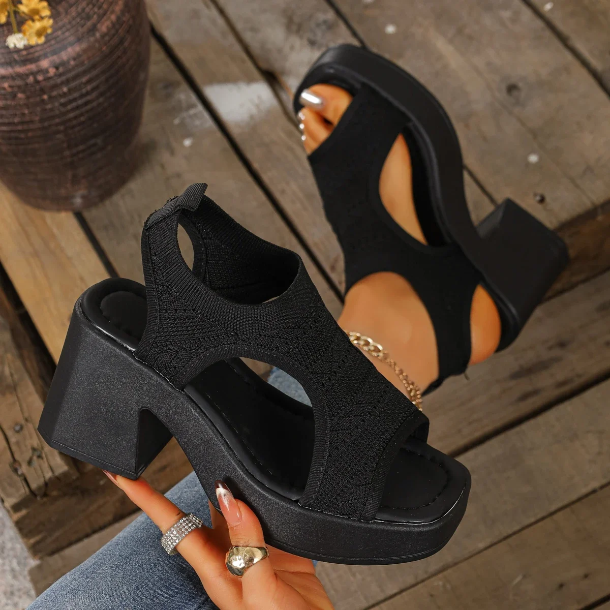 Women High Heel Sandals 2025 New Hollow Out Platform Sandals Fashion Open Toe Shoes Woman Thick High Heel Sports Shoes Female
Women High Heel Sandals 2025 New Hollow Out Platform Sandals Fashion Open Toe Shoes Woman Thick High Heel Sports Shoes Female