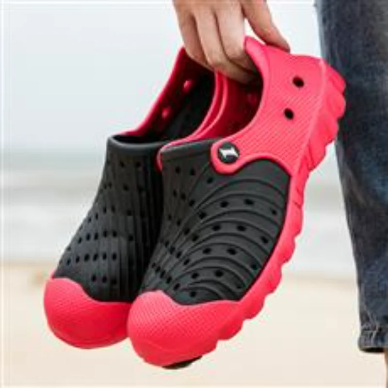 Men Summer Outdoor Beach Slippers Wearing Sandals Outside Sandals Beach Hole Shoes Garden Shoes Couple Muller Shoes for Male
Men Summer Outdoor Beach Slippers Wearing Sandals Outside Sandals Beach Hole Shoes Garden Shoes Couple Muller Shoes for Male