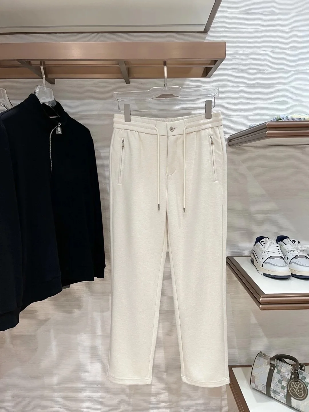 Faionable Simple Wool Camere Blend Straight Leg Casual Pants Men's Western Trousers Trendy Autumn Winter New Arrival
Faionable Simple Wool Camere Blend Straight Leg Casual Pants Men's Western Trousers Trendy Autumn Winter New Arrival