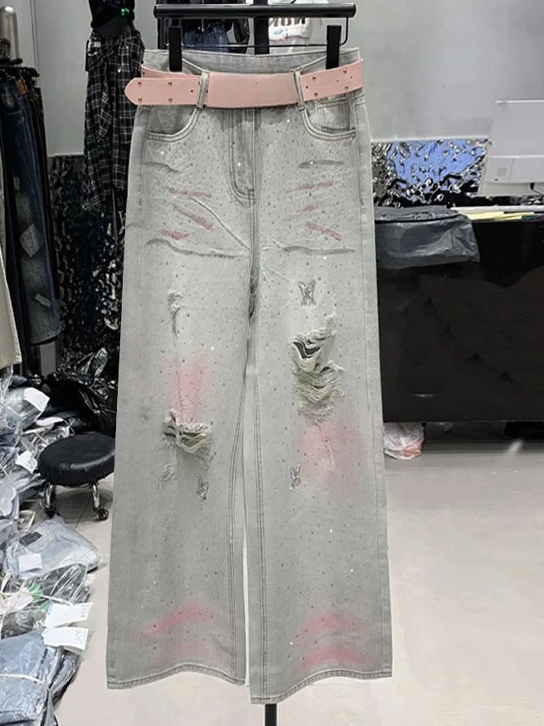 Summer 2026 High Waist Wide Leg Tie Dye Denim Jeans Women's Vintage Design Sense Floor Length Pants American High Street Style
Summer 2026 High Waist Wide Leg Tie Dye Denim Jeans Women's Vintage Design Sense Floor Length Pants American High Street Style