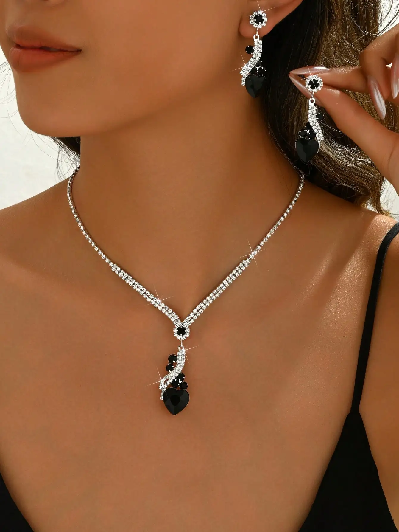 3pcs/Set Women's Wedding Jewelry Suit, Heart Shaped Necklace, Earrings, Elegant, Bridal Accessories, Thanksgiving Valentine's Day Accessories
3pcs/Set Women's Wedding Jewelry Suit, Heart Shaped Necklace, Earrings, Elegant, Bridal Accessories, Thanksgiving Valentine's Day Accessories