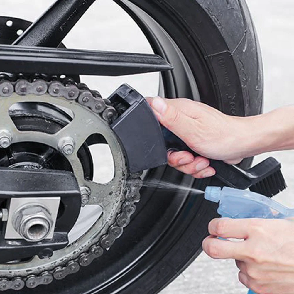 1Pc of Cleaning Brush Wash Chain Device Cleaner Tool Mountain Bike Tools Bike Accessories Conservation Maintenance Biking Equipm
1Pc of Cleaning Brush Wash Chain Device Cleaner Tool Mountain Bike Tools Bike Accessories Conservation Maintenance Biking Equipm