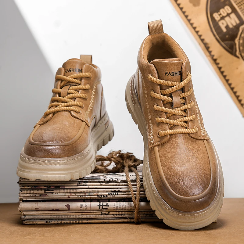 Men's Boots Spring High Top Retro Casual Mid-Cut Outdoor Climbing Sports Heightening Leather Shoes round Toe Waterproof
Men's Boots Spring High Top Retro Casual Mid-Cut Outdoor Climbing Sports Heightening Leather Shoes round Toe Waterproof