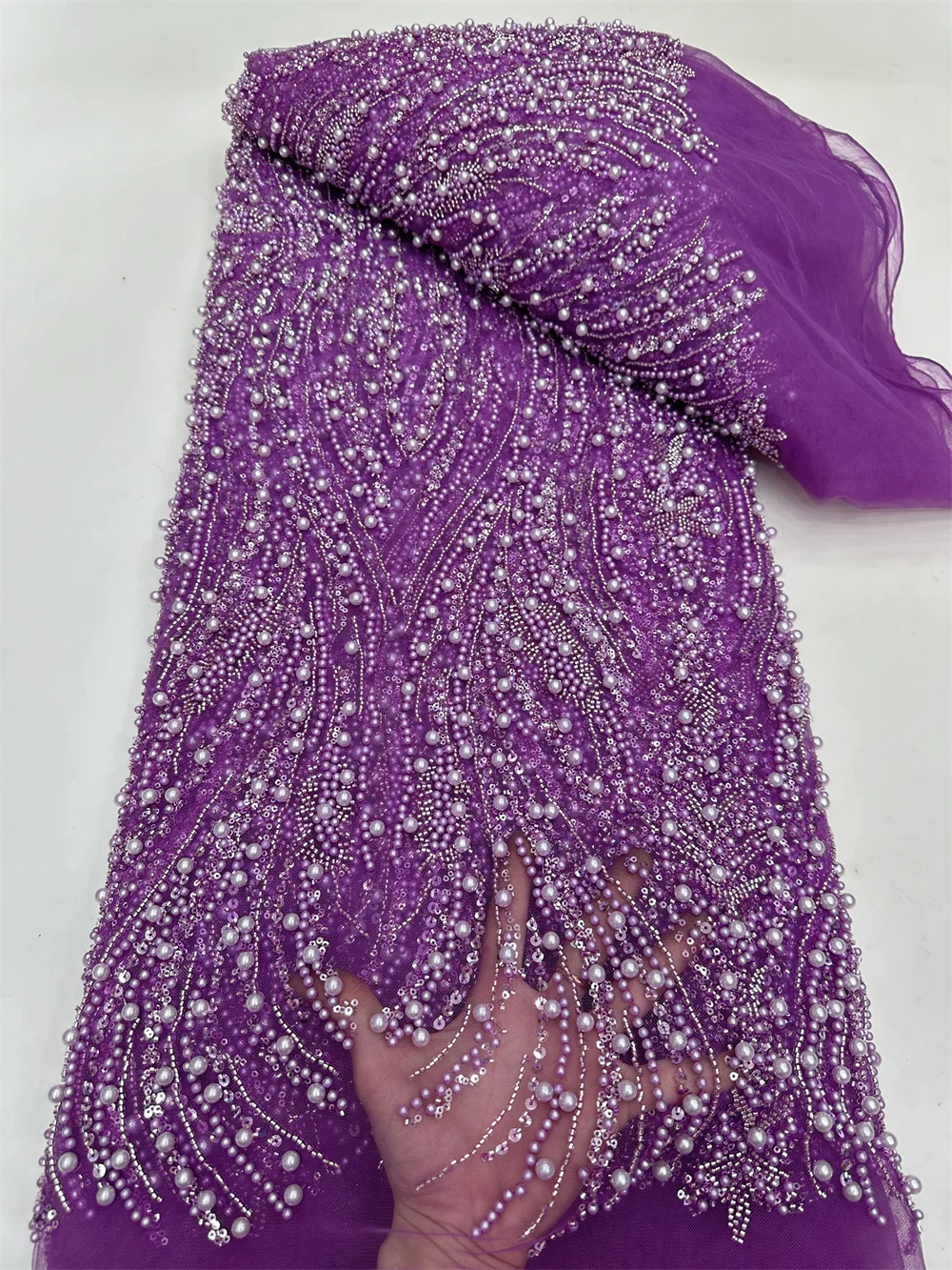 Latest Nigerian Sequins Lace Fabric 2024 Hand Beaded Lace Fabric Luxury French Embroidery Heavy Beads Lace Fabric For Wedding
Latest Nigerian Sequins Lace Fabric 2024 Hand Beaded Lace Fabric Luxury French Embroidery Heavy Beads Lace Fabric For Wedding