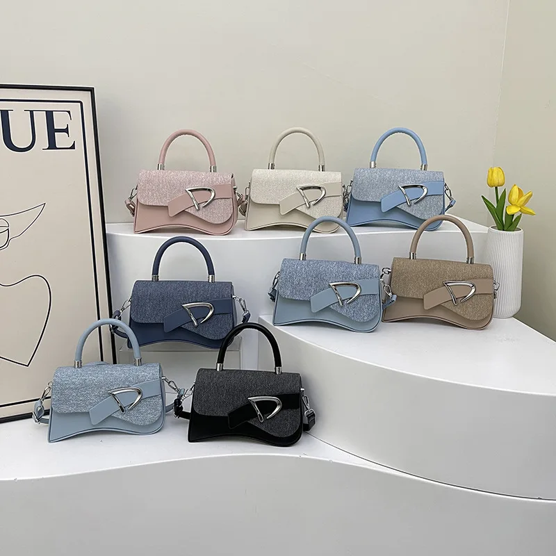 2025 SS Korean Light Luxury Box Bag Women, Vintage Casual Small Square Shoulder Crossbody Purse, Chic Commute Handbag
2025 SS Korean Light Luxury Box Bag Women, Vintage Casual Small Square Shoulder Crossbody Purse, Chic Commute Handbag
