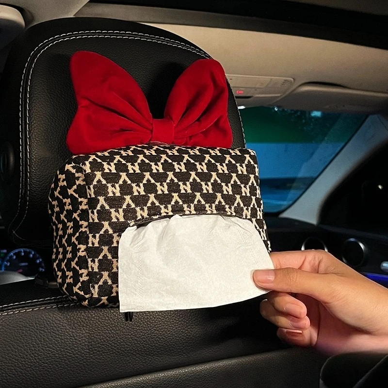 Автомобильная коробка для салфеток, женский креативный автомобильный ящик, подлокотник, ящик, бумажный мешок, подвесные принадлежности для украшения салона автомобиля
Автомобильная коробка для салфеток, женский креативный автомобильный ящик, подлокотник, ящик, бумажный мешок, подвесные принадлежности для украшения салона автомобиля