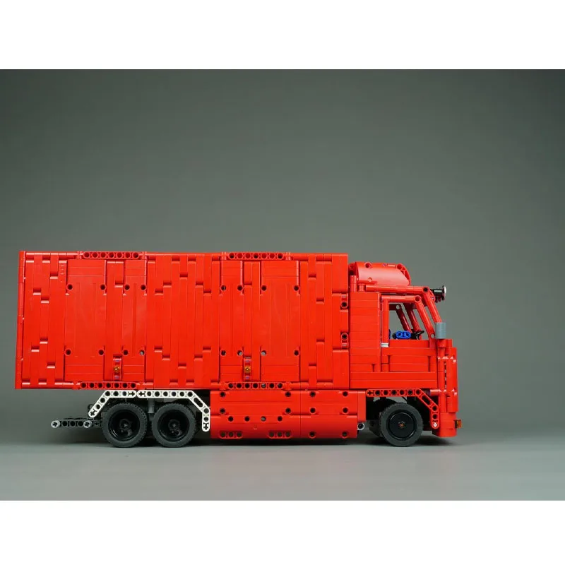 MOC-245431 Новая модель грузового контейнеровоза для города, конструктор из 2843 деталей, подарок для мальчиков на день рождения и Рождество
MOC-245431 Новая модель грузового контейнеровоза для города, конструктор из 2843 деталей, подарок для мальчиков на день рождения и Рождество