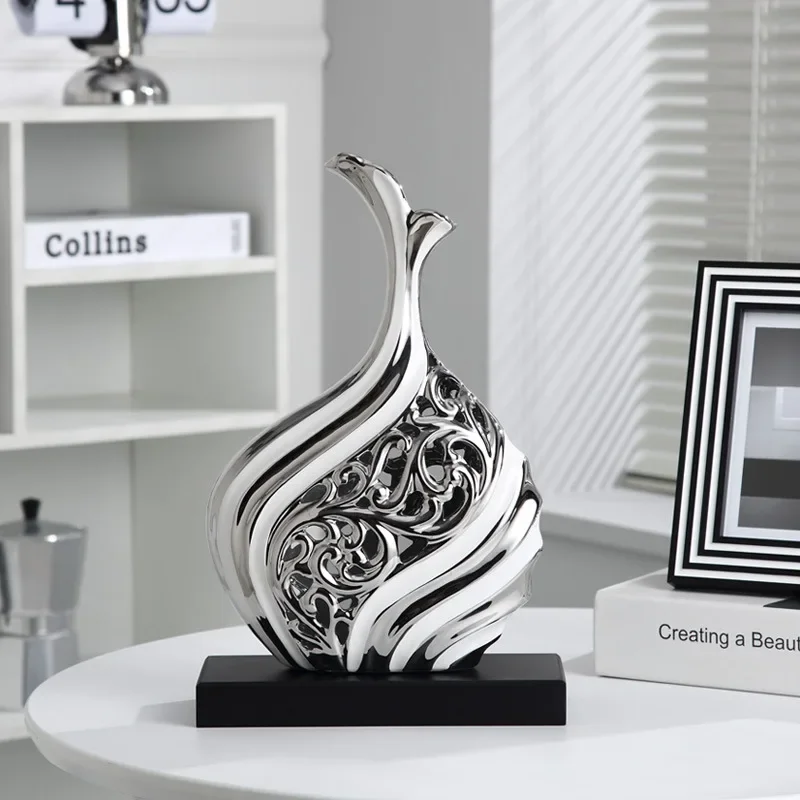 Home crafts ornaments TV cabinet home accessories large porch wine cabinet living room modern minimalist luxury.
Home crafts ornaments TV cabinet home accessories large porch wine cabinet living room modern minimalist luxury.