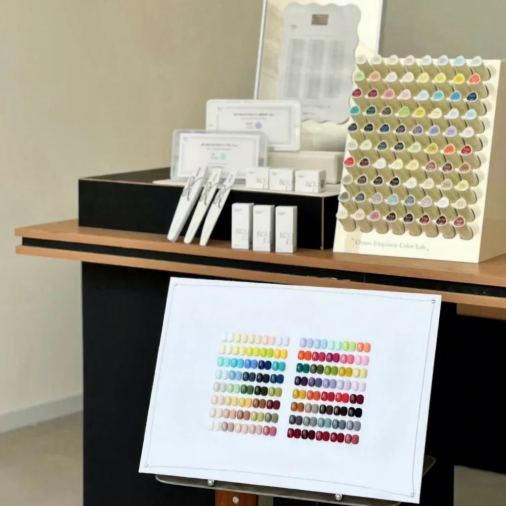 ROUNI 80 Colors Multicolor Solid Color Nail Gel Set New High Quality UV Gel Polish Wholesale For Nail Salon
ROUNI 80 Colors Multicolor Solid Color Nail Gel Set New High Quality UV Gel Polish Wholesale For Nail Salon