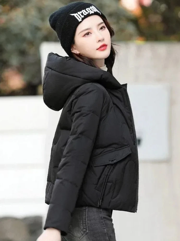 Women Winter Short Down Cotton Jacket 2023 New Fashion Girl Clothing Thick Parka Fur Hooded Snowsuit Outerwear Coat
Women Winter Short Down Cotton Jacket 2023 New Fashion Girl Clothing Thick Parka Fur Hooded Snowsuit Outerwear Coat