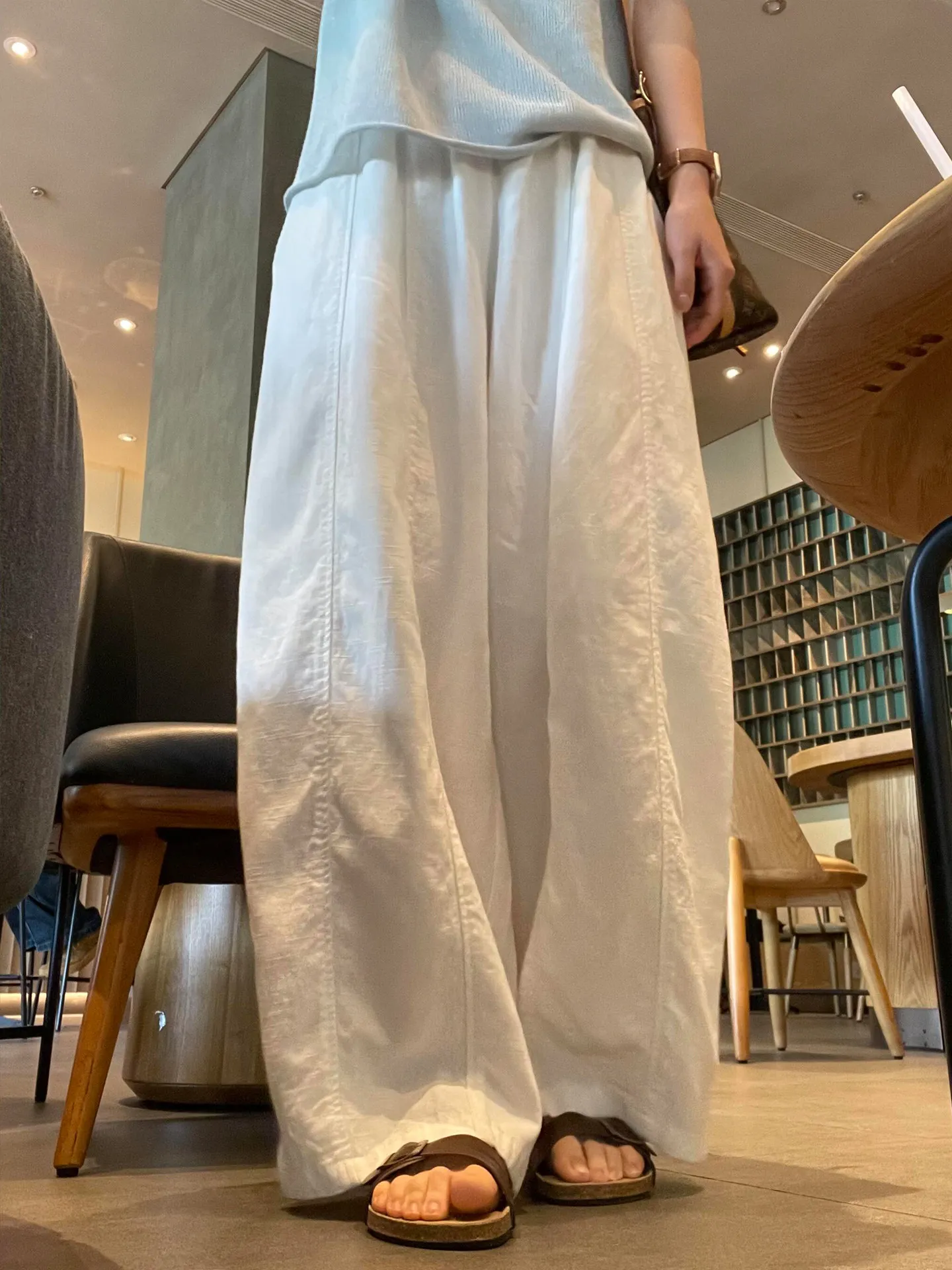 Loose Wide Leg Casual Pants Women's Summer Thin Lyocell Hemp Casual Trousers Comfortable Straight Cut High Waist Elastic Wais...
Loose Wide Leg Casual Pants Women's Summer Thin Lyocell Hemp Casual Trousers Comfortable Straight Cut High Waist Elastic Wais...