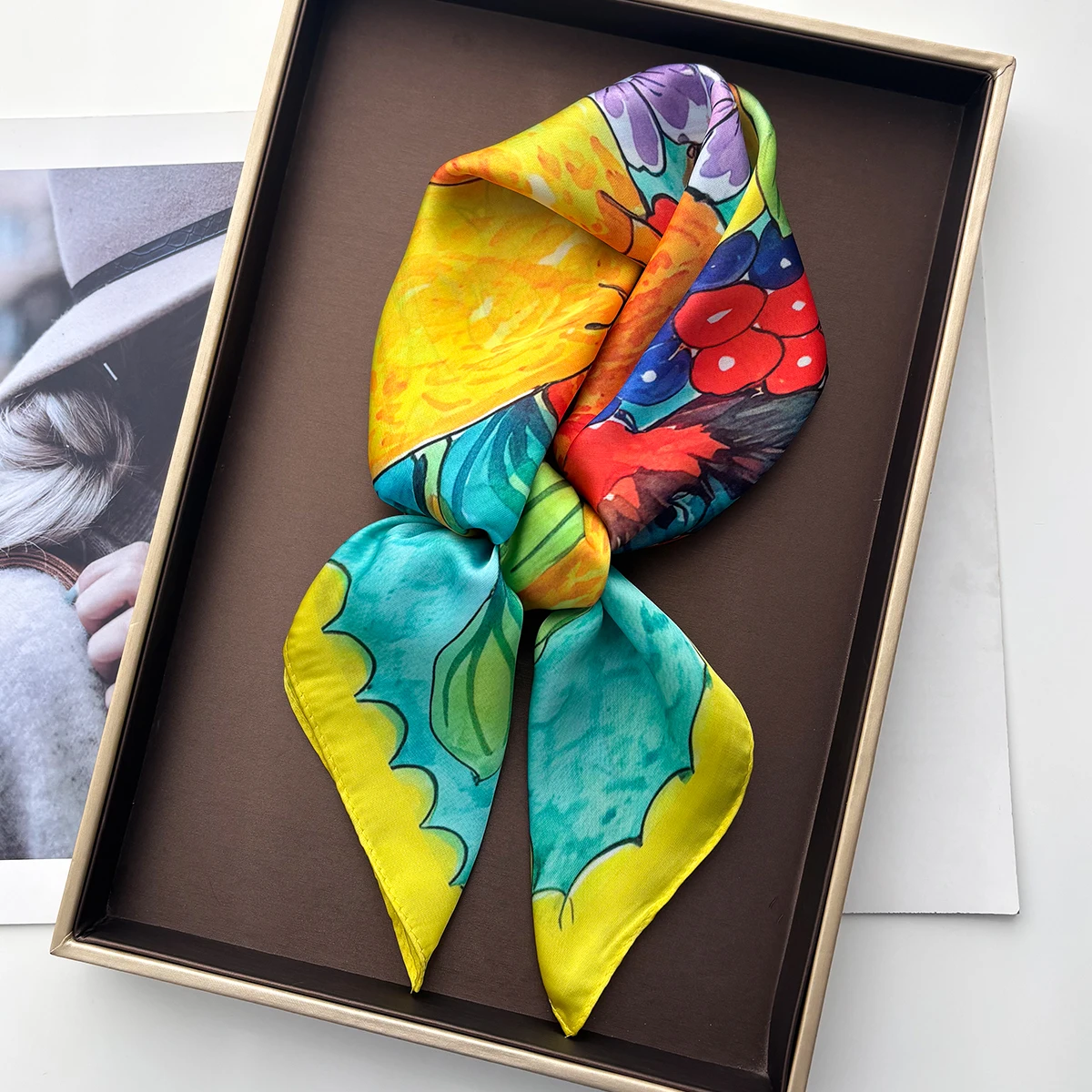 Luxury Square Scarf For Women Soft Satin Imitation Silk Scarves Fruit Printed Bandanas Hijab Neckerchief Elegant Shawl Wraps
Luxury Square Scarf For Women Soft Satin Imitation Silk Scarves Fruit Printed Bandanas Hijab Neckerchief Elegant Shawl Wraps