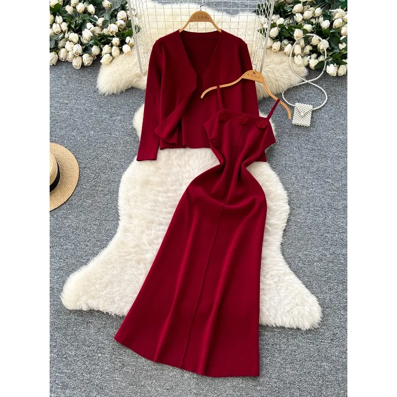 Autumn Elegant Two-piece Set Women Fashion Pure Desire Three-dimensional Flower Sling Knitted Dress Outer Long-sleeved Cardigans
Autumn Elegant Two-piece Set Women Fashion Pure Desire Three-dimensional Flower Sling Knitted Dress Outer Long-sleeved Cardigans