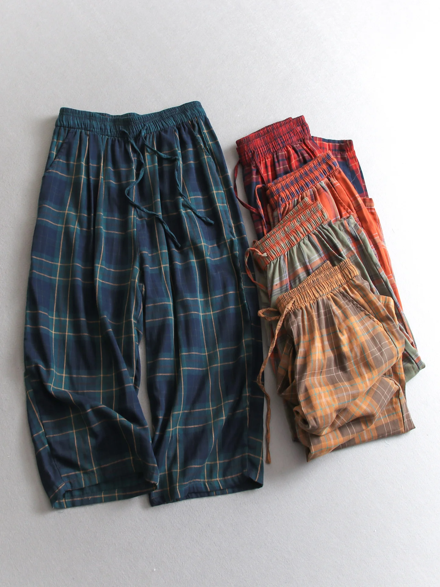 Retro Plaid Drawstring Elastic Waist Loose Wide Leg Pants Summer New Casual Nine Point Women's Trousers High Waist Cotton Str...
Retro Plaid Drawstring Elastic Waist Loose Wide Leg Pants Summer New Casual Nine Point Women's Trousers High Waist Cotton Str...
