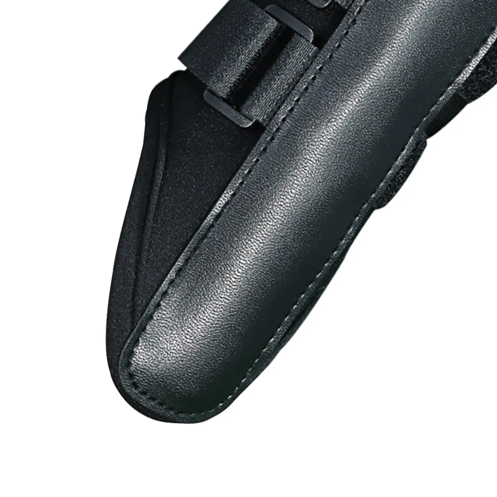 Golf Swing Training Aid PU Leather Wrist Trainer Corrector Golf Practice Equipment for Beginners and Pros
Golf Swing Training Aid PU Leather Wrist Trainer Corrector Golf Practice Equipment for Beginners and Pros