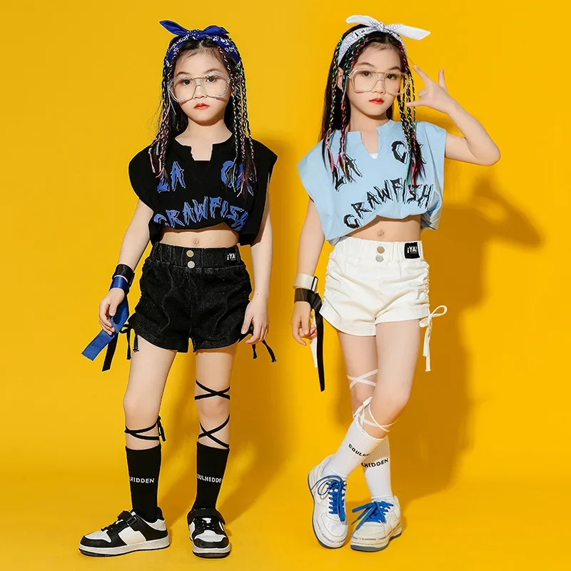 Модное платье в стиле хип-хоп для девочек из 3 предметов, корейская версия укороченного детского костюма для джазовых танцев, детская одежда в стиле хип-хоп для подиума
Модное платье в стиле хип-хоп для девочек из 3 предметов, корейская версия укороченного детского костюма для джазовых танцев, детская одежда в стиле хип-хоп для подиума