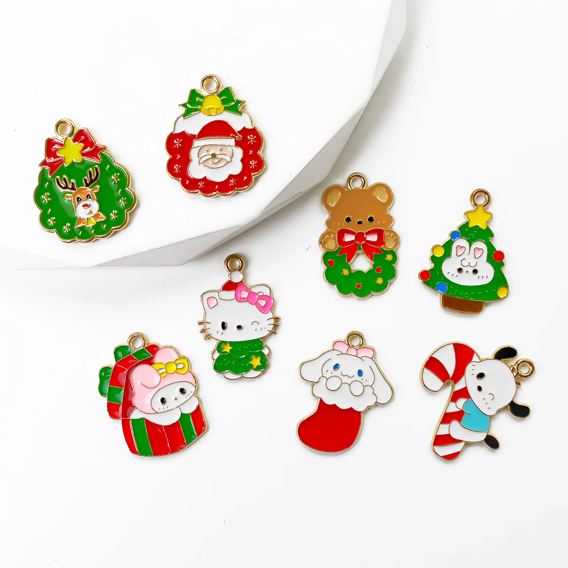 10PCS Christmas Kitty Cat Animal Pendant Earrings Charm Kuromi Melody DIY Keychain Pendant Necklace Charm Bracelet Making
10PCS Christmas Kitty Cat Animal Pendant Earrings Charm Kuromi Melody DIY Keychain Pendant Necklace Charm Bracelet Making