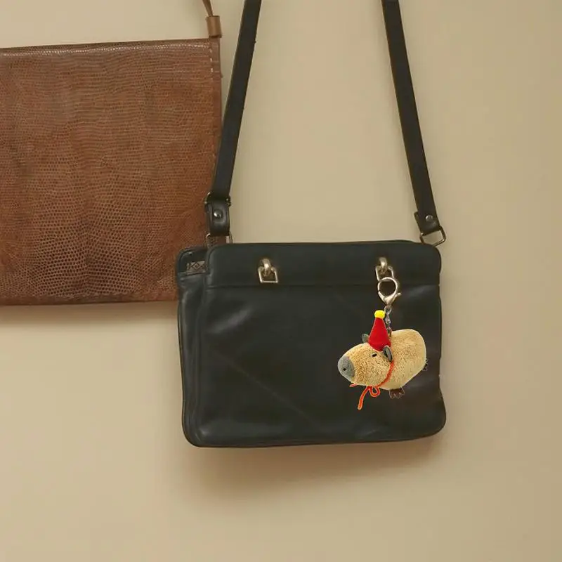 Capybara Key Chain Cute Capybara Pendant Capybara Handbag Bag Accessories Home Capybara Wear Red Hat Plush Keychain Toy Gift
Capybara Key Chain Cute Capybara Pendant Capybara Handbag Bag Accessories Home Capybara Wear Red Hat Plush Keychain Toy Gift