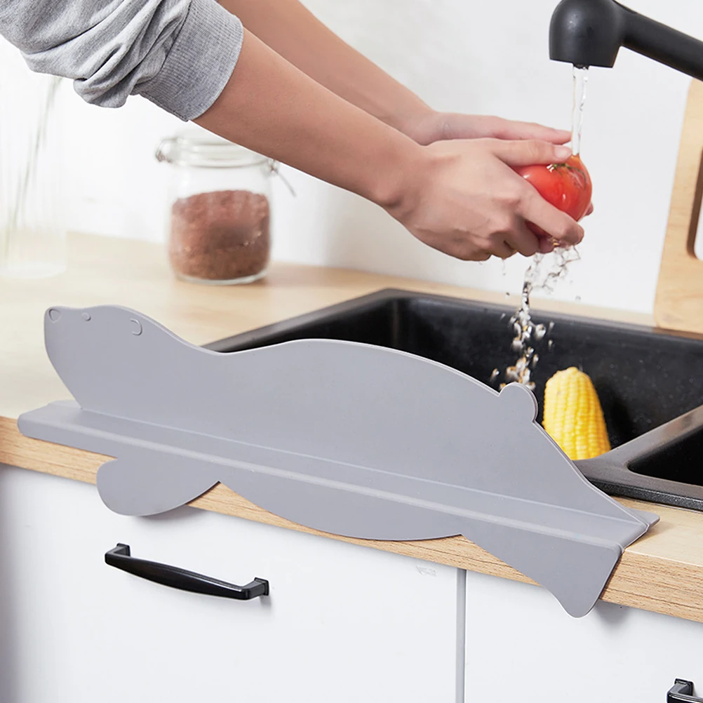 Kitchen Sink Splashing Guard Waterproof Silicone Baffle Oil Resistant Strong Adsorption Easy Clean No Tools for Home
Kitchen Sink Splashing Guard Waterproof Silicone Baffle Oil Resistant Strong Adsorption Easy Clean No Tools for Home