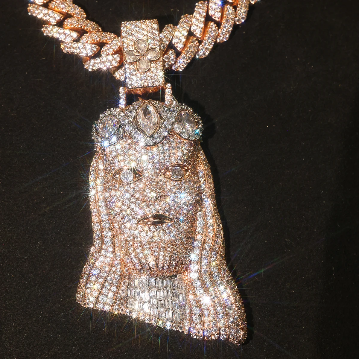 Hip Hop Jewelry Iced Out CZ Jesus Head Pendant Gold Plated Charm Necklace Accessories Fine Rapper Jewelry Gifts for Men Boys
Hip Hop Jewelry Iced Out CZ Jesus Head Pendant Gold Plated Charm Necklace Accessories Fine Rapper Jewelry Gifts for Men Boys