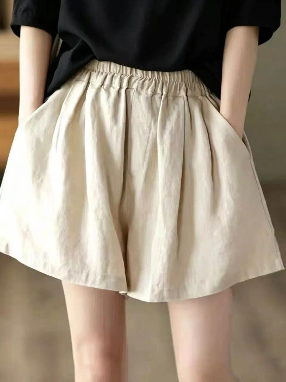 Summer Artistic Vintage Elastic Waist Color Shorts Women's Chic Versatile Ethnic Wide Leg Casual Pants Korean Style
Summer Artistic Vintage Elastic Waist Color Shorts Women's Chic Versatile Ethnic Wide Leg Casual Pants Korean Style