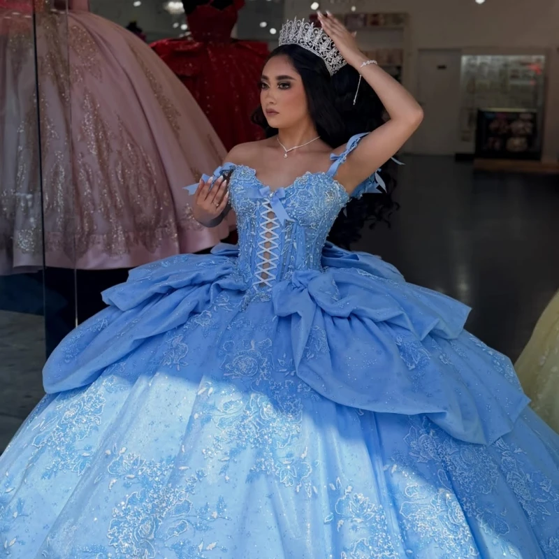 Sky Blue Shiny Ball Gown Quinceanera Dresses Applique Lace Beading Crystal Bow Tiered Tull Corset Off The Shoulder Sweet 16 Dres
Sky Blue Shiny Ball Gown Quinceanera Dresses Applique Lace Beading Crystal Bow Tiered Tull Corset Off The Shoulder Sweet 16 Dres