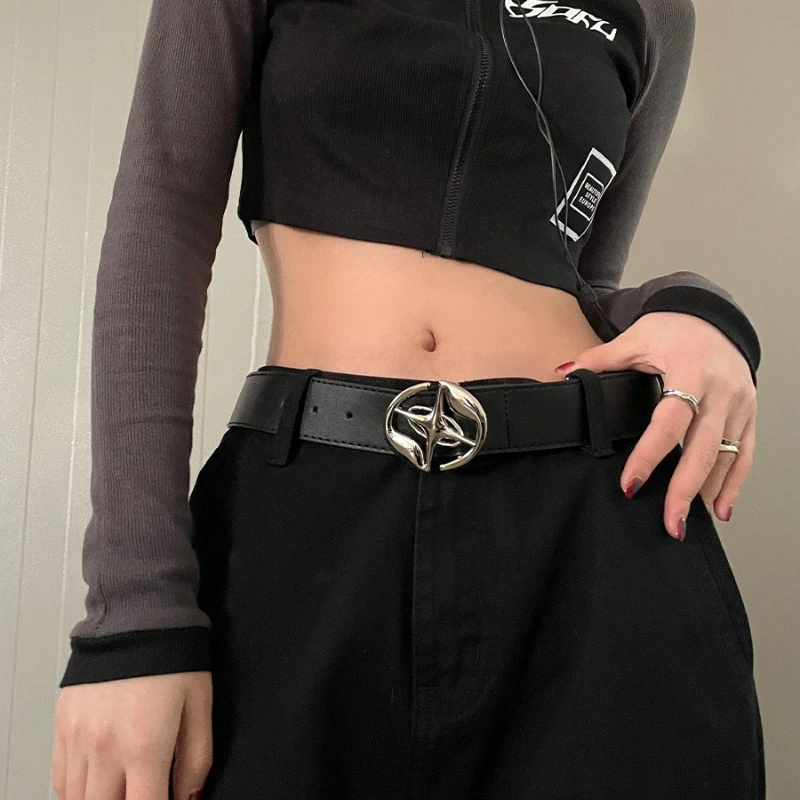New Fashion Metal Buckle Belt Punk Y2k Wind Street Clothing Accessories In Men and Women Universal Retro Trend Niche Belts
New Fashion Metal Buckle Belt Punk Y2k Wind Street Clothing Accessories In Men and Women Universal Retro Trend Niche Belts