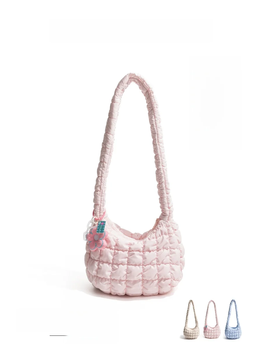 Fashionable Cloud-Shaped Dumpling Bag Light Weight Large Capacity Shoulder Crossbody Bag for Young Women Orange Girl Korean S...
Fashionable Cloud-Shaped Dumpling Bag Light Weight Large Capacity Shoulder Crossbody Bag for Young Women Orange Girl Korean S...