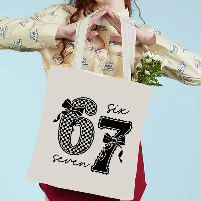 Винтажная кокетка с бантом 67, сумки-тоут с номером, холщовая сумка для покупок, женская многоразовая складная сумка для путешествий, пляжная сумка
Винтажная кокетка с бантом 67, сумки-тоут с номером, холщовая сумка для покупок, женская многоразовая складная сумка для путешествий, пляжная сумка